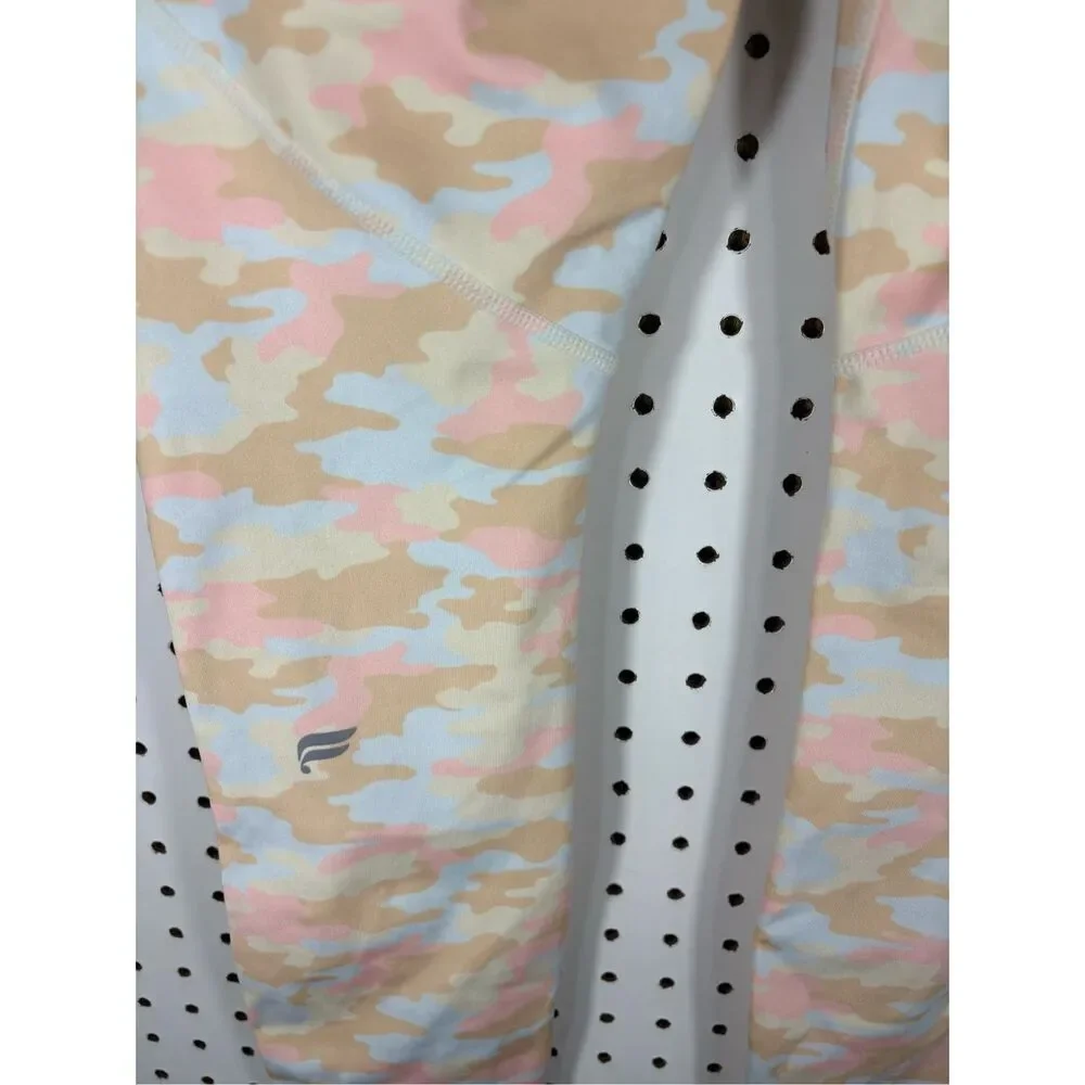 Fabletics motion 365 camo print leggings size XS